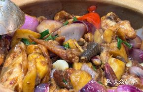 Rongshutou Signature Chicken Pot
