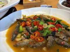 -头上红煨盐鸡·非遗院子餐厅