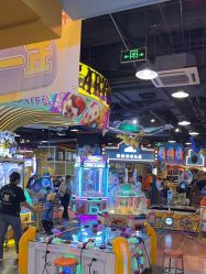 -卡通尼乐园(宝山龙湖天街店)