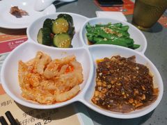 凉拌四拼-大头力茶餐厅(花都融创茂店)
