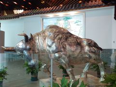 -华西龙希国际大酒店旅游观光景区