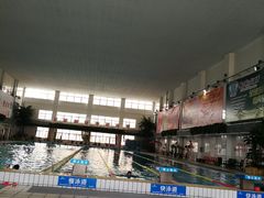 -英派斯健身游泳馆