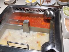 -海底捞火锅鲜切牛肉主题店(长寿路店)