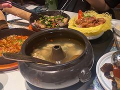 -云海肴·汽锅鸡·云南代表菜(天山百盛优客店)