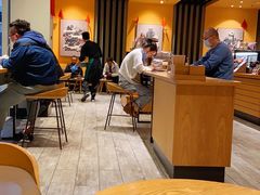 -星巴克(兰州中川机场T2出发店)