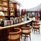 #又一新商圈里的新网红书店#