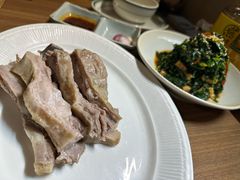 手抓羊肉-贯贯吉·清真餐厅(浙江中路店)