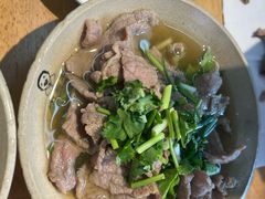 -谢老五跷脚牛肉·非遗传承店