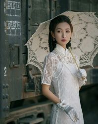 -租旗袍租礼服馆