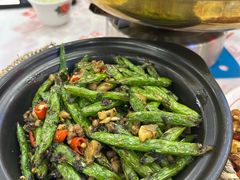 -堂瓦里·33年传统赣菜(第一街区店)