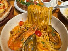 -Efes Turkish & Mediterranean Cuisine 艾菲斯餐厅(陆家嘴店)