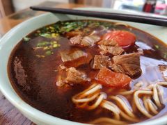 -亮亮面馆(经六路店)