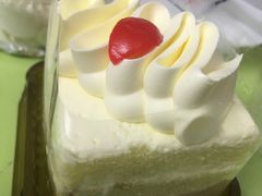 -红宝石·鲜奶小方·海派西点房(浦三店)