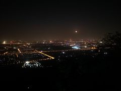 -鬼笑石后山停车场