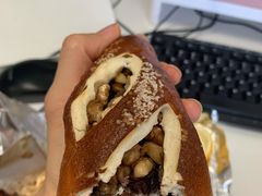 -Dough&Joe团憩(瑞虹天地月亮湾店)