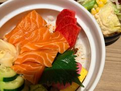 三文鱼盖饭-小山日本料理(兴业太古汇店)