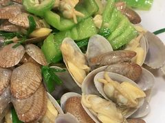 -岛中岛·海鲜大排档·万宁老字号(东澳店)