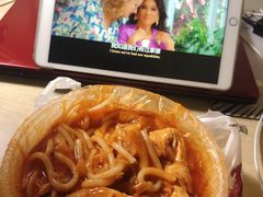 -辣风芹酱香米粉(新疆炒米粉软件园店)