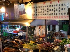 -六合夜市