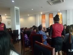 -Neary Khmer Restaurant