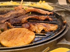 -轻烧烤肉(光谷步行街店)