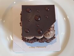 -Fridi Patisserie Cafe