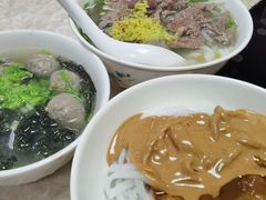 -华威达牛庄(黄埔大道西店)