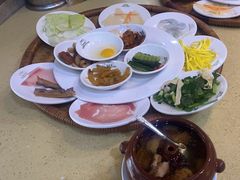 -桥香园云南过桥米线(金马碧鸡店)