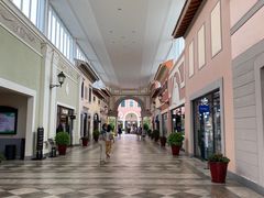 -佛罗伦萨小镇广佛名品奥特莱斯(疏港路店)