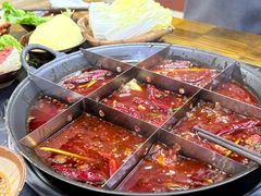 -乖嬢嬢重庆老火锅(南联店)