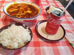 -笨豆腐居民楼菜馆•江西小炒(天津开发区店)