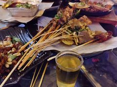 -何师烧烤Pro ·江湖川菜·小龙虾·精酿(太古里旗舰店)