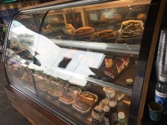 -星巴克臻选(上海长风大悦城店)