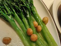 -八府香鸭·啫啫煲(华山路店)