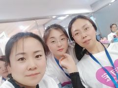 -爱月宝月嫂·育儿嫂(哈尔滨总店)