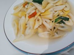 -谊荣海鲜大牌档(石湖店)