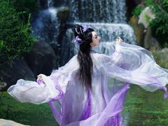 -九月鹰飞汉服摄影工作室