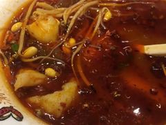-渝是乎酸菜鱼(龙旗购物中心店)