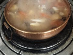 -阿山卓·野生菌火锅·纳西火塘烤肉