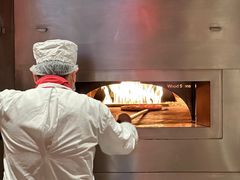 -城市大道红炉披萨烘焙坊