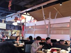大堂-龙少爷碳火干锅(环球中心店)