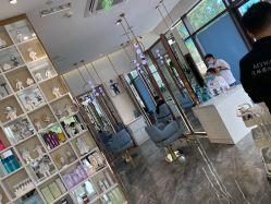 -MY WAY SALON