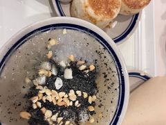 -正南齐北·老街糯米团(洪崖洞店)