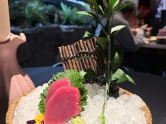 -蟹犇前•帝王蟹雪蟹(陆家嘴店)