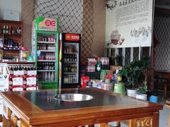 大堂-石磨房养生豆浆鱼•野生菌火锅(红河云岭·盛世佳园店)