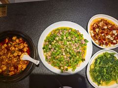 -万重锦·人文川菜馆(骡马市店)