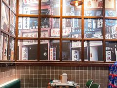 -何妹湿辣牛肉·粤式烧烤砂煲(桂雅路店)