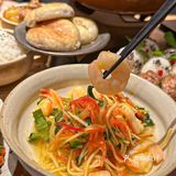 完胜火烧云的云南菜！！圣诞氛围感太浓！！
