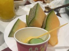 -金马门国际美食百汇(珞喻路店)