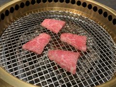 -铭牛烧肉·和牛海鲜自助(高新月牙湖店)
